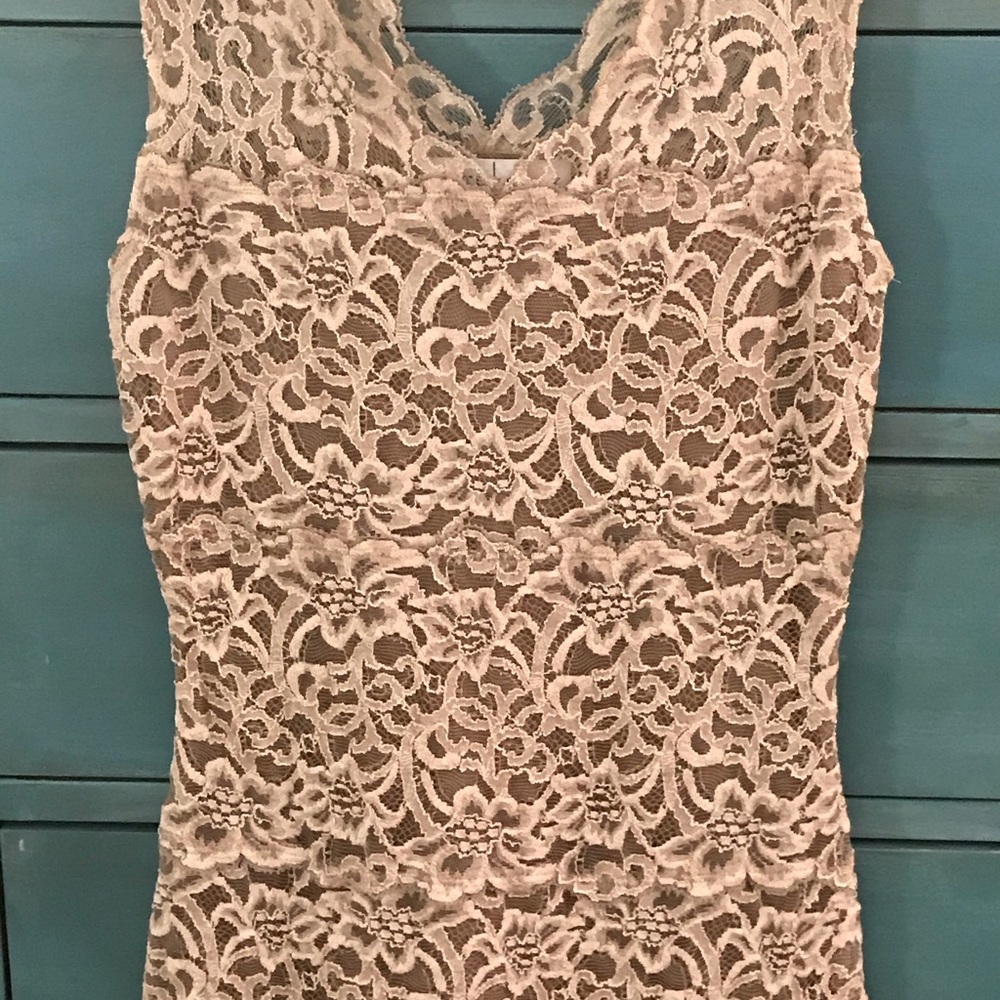 Dress - Picture 2 of 7